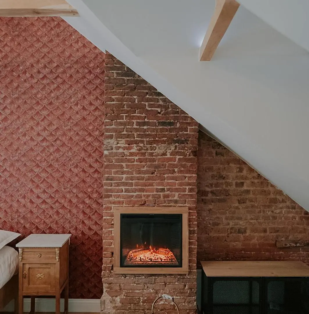 The Lovelace Residence By Threads Of Time Hotel Μπριζ Βέλγιο